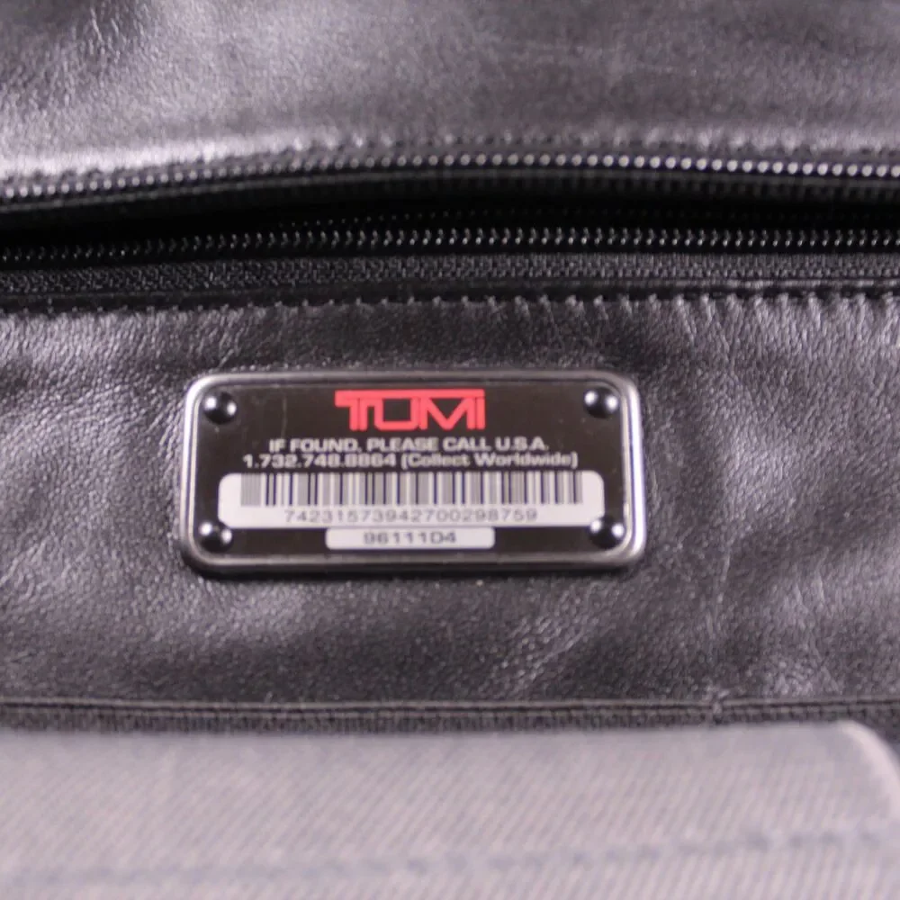 Tumi 96111D4 Black Genuine Leather Business Briefcase Laptop Bag Great Condition